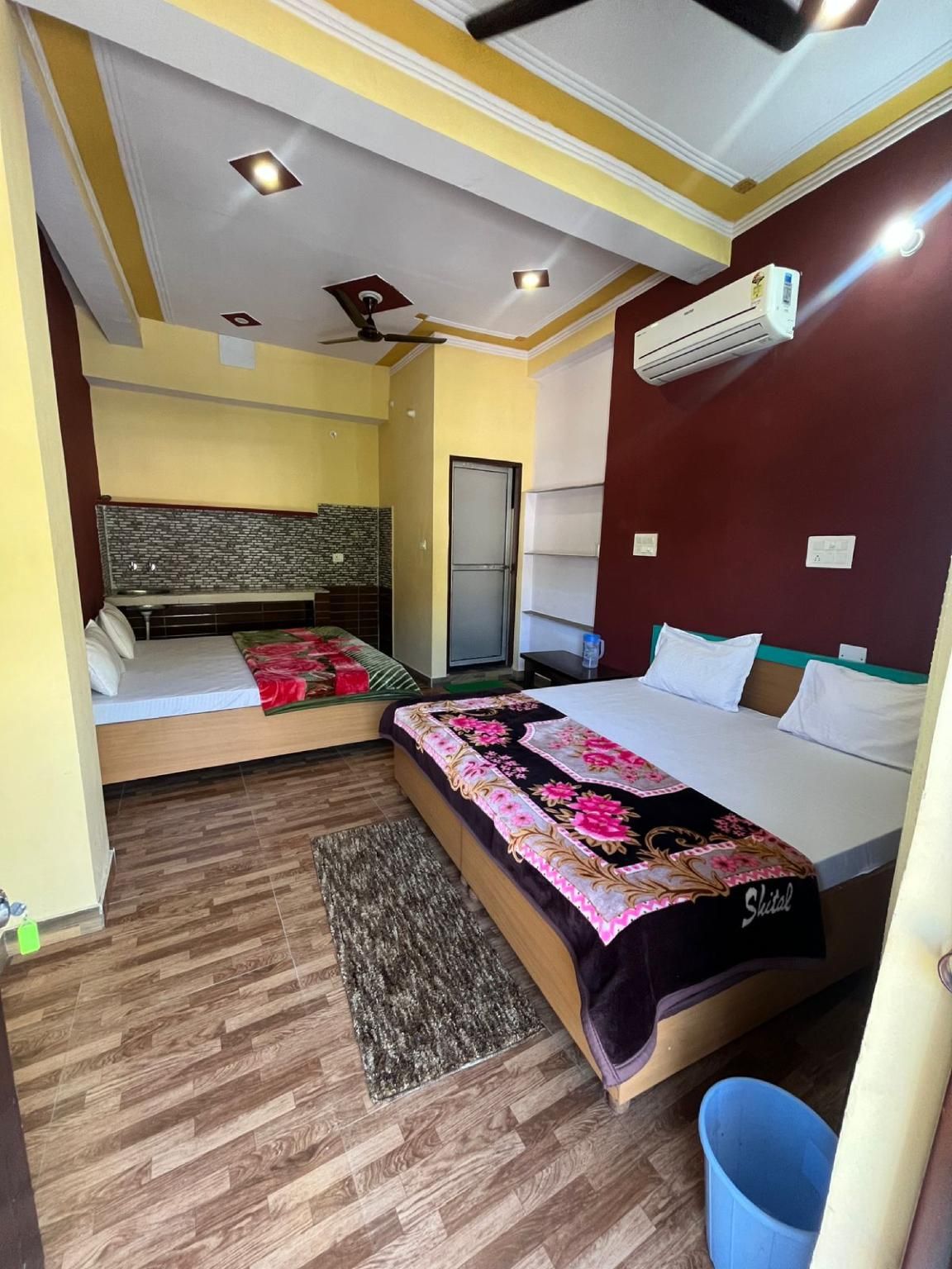 Deluxe Quadruple Room