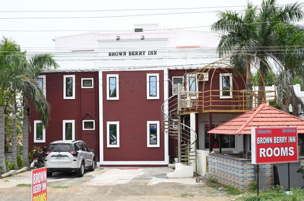 BROWN BERRY INN