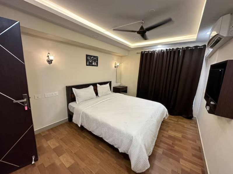 BROWN BERRY INN Deluxe AC Room 2