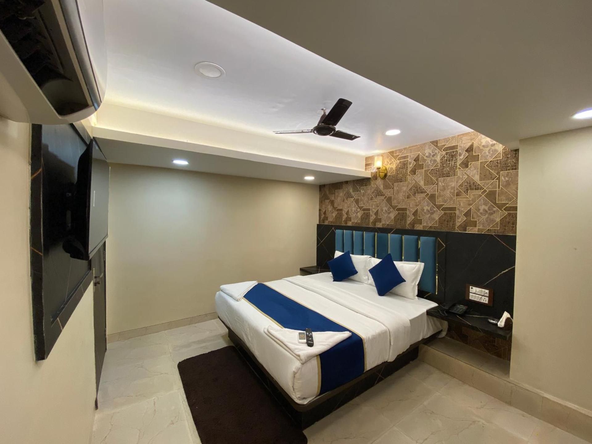 Hotel 97 Inn