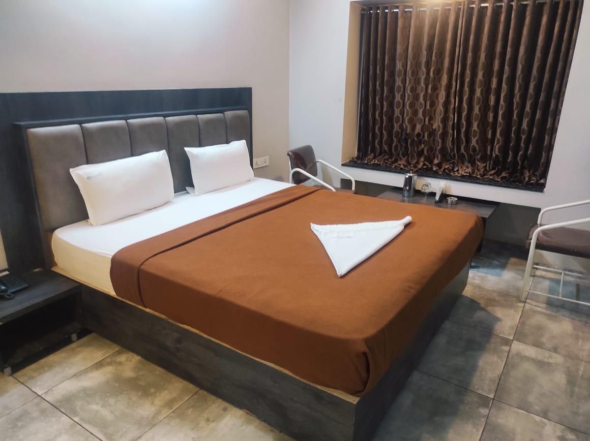 Deluxe Air Conditioning Room