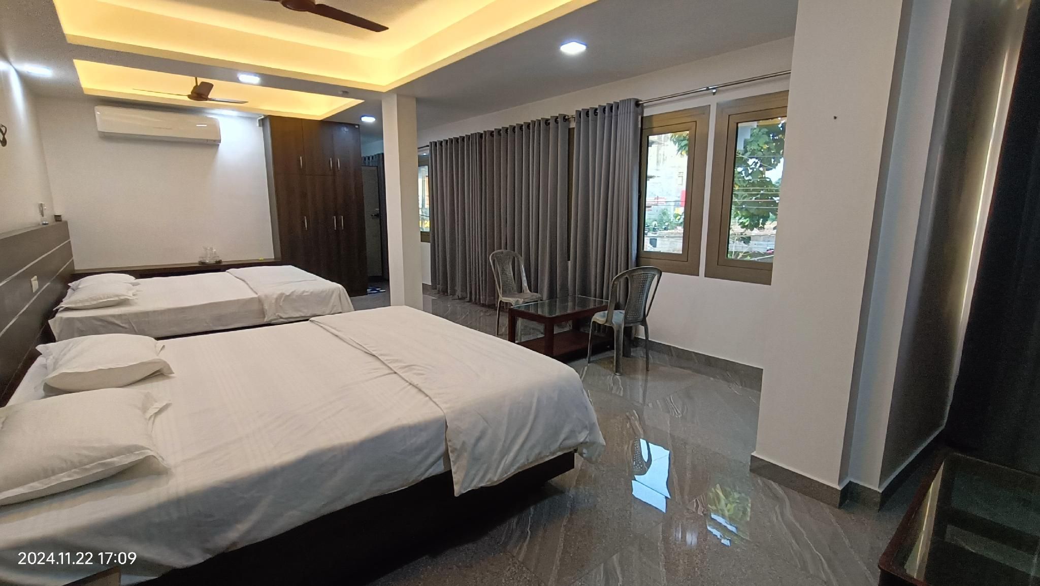 Executive Suite City View