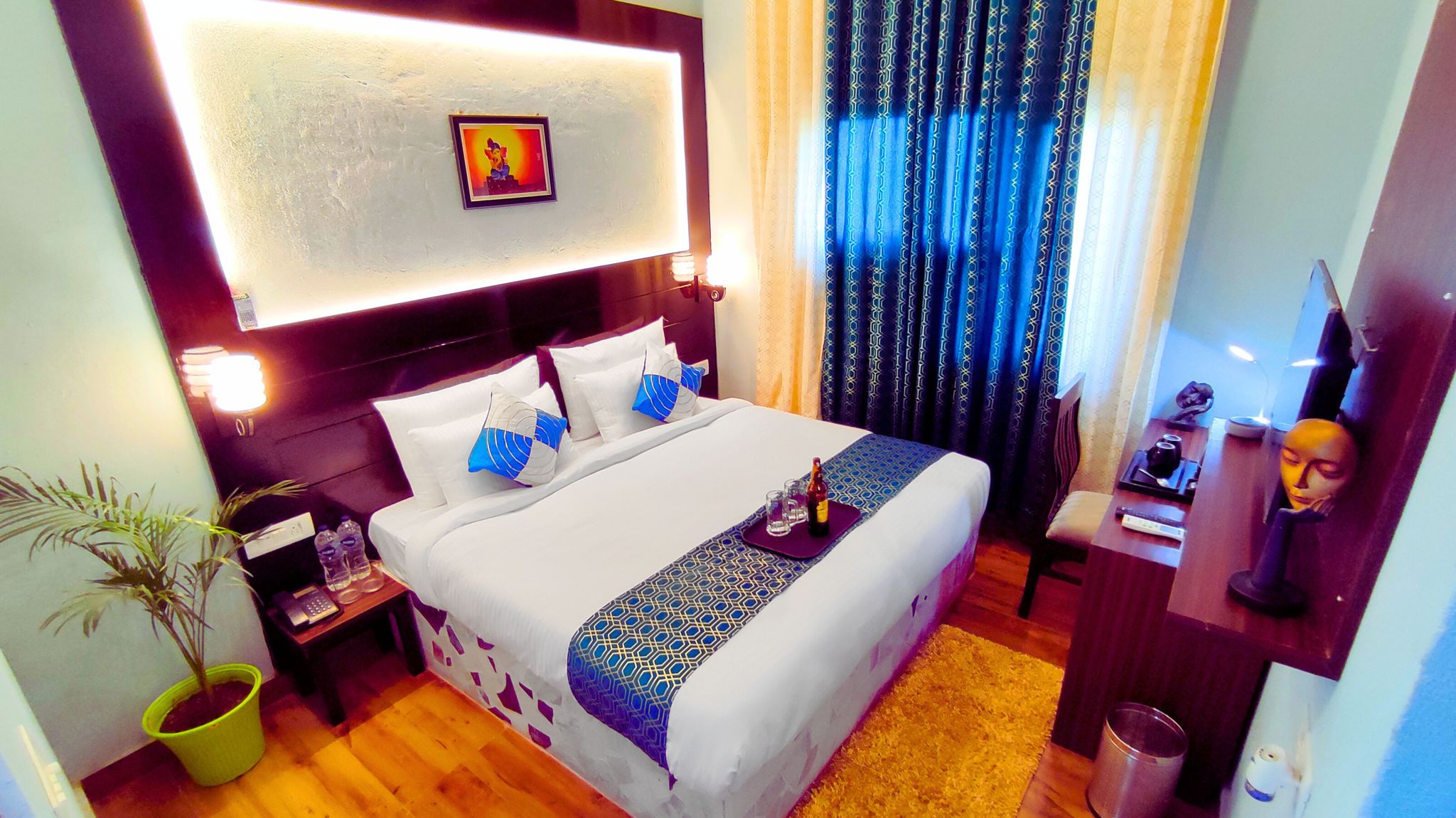 THE  Madhu Nandan  Economy Room 5