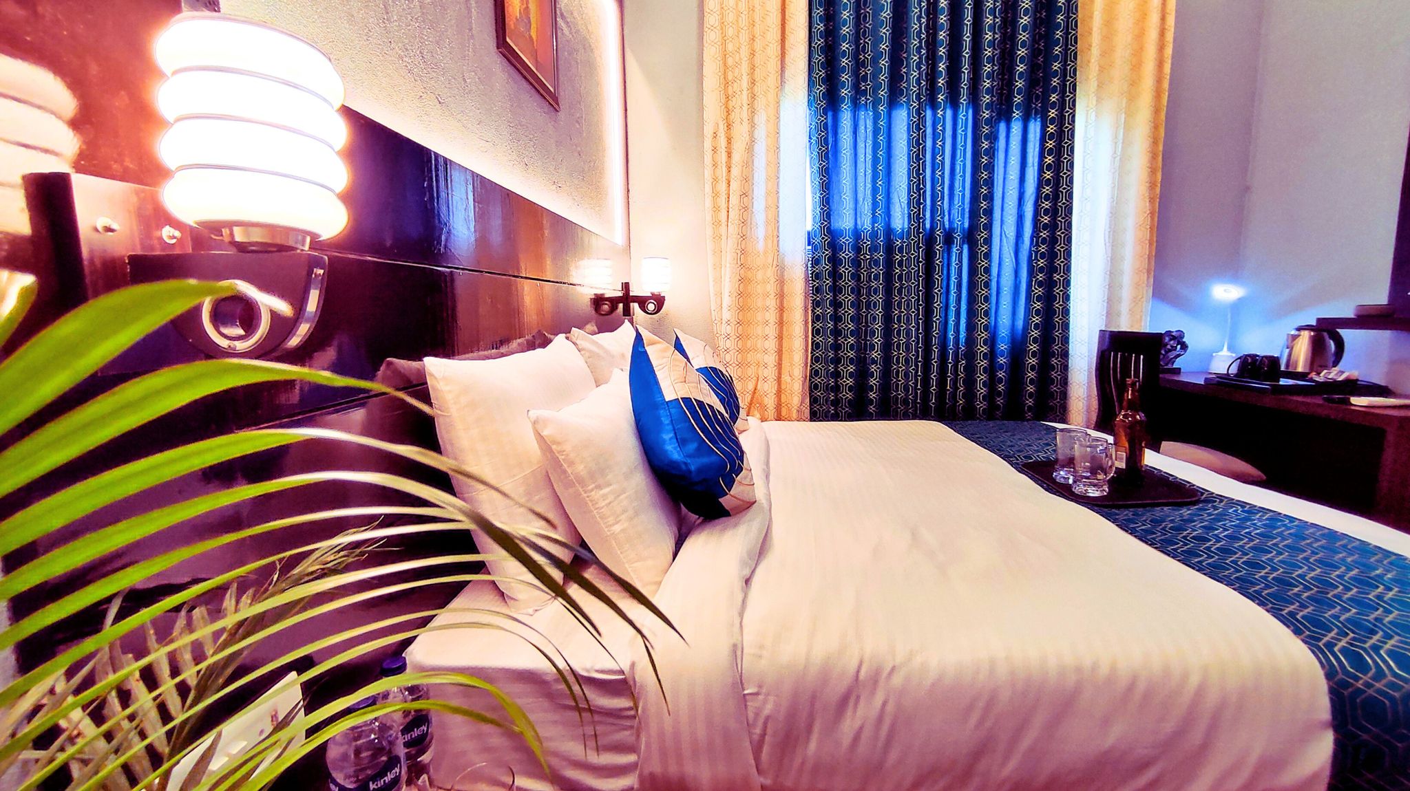 THE  Madhu Nandan  Economy Room 4