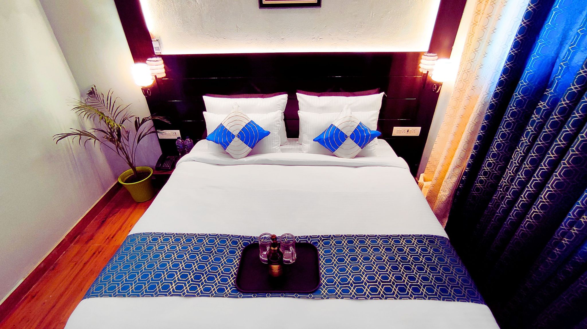 THE  Madhu Nandan  Economy Room 2