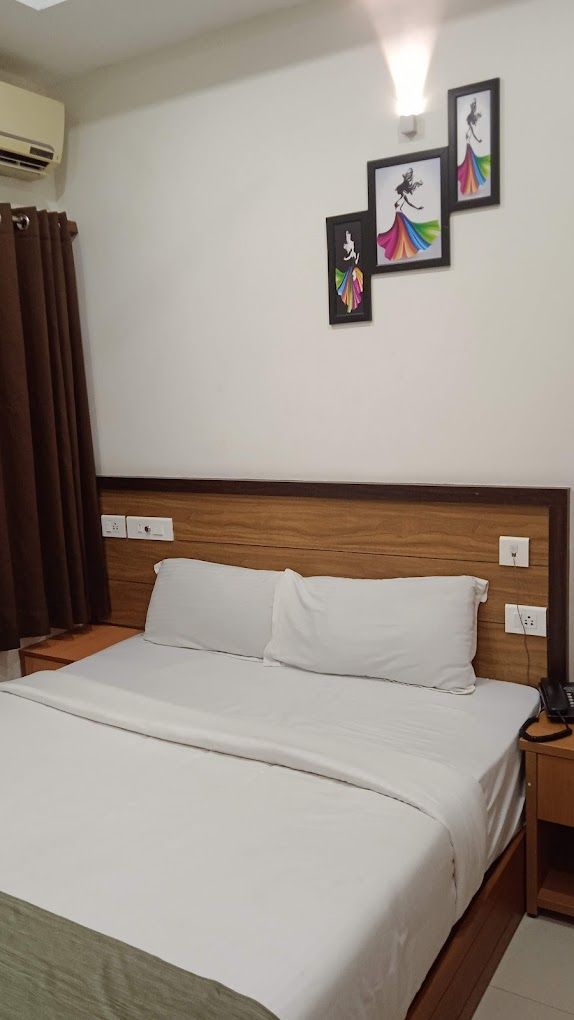 Palm Residency Calicut Standard Double Room Non AC 2