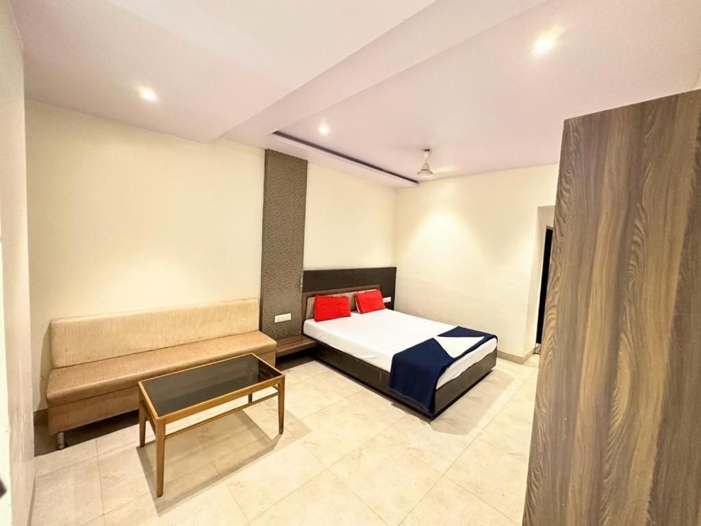 HOTEL HILL VIEW Deluxe