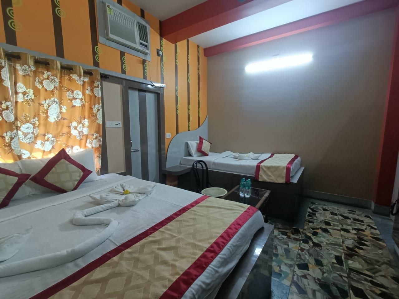 EMBLIC HOTEL & RESTAURANT, Bolpur Standard Triple Room 3