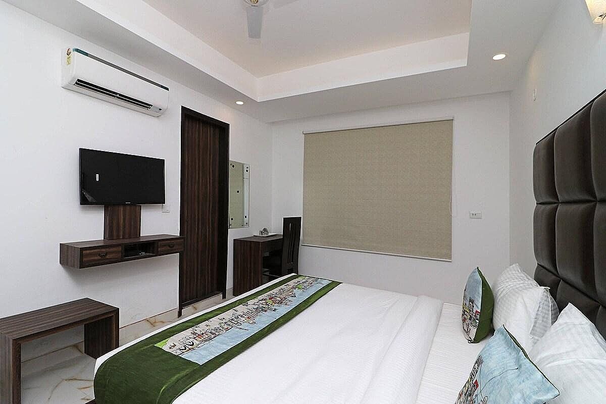 Premium Deluxe Room