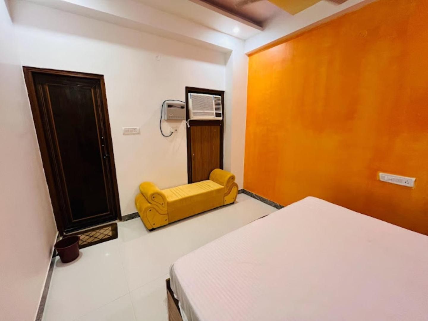 Awadh hotel Ayodhya Standard Room 3