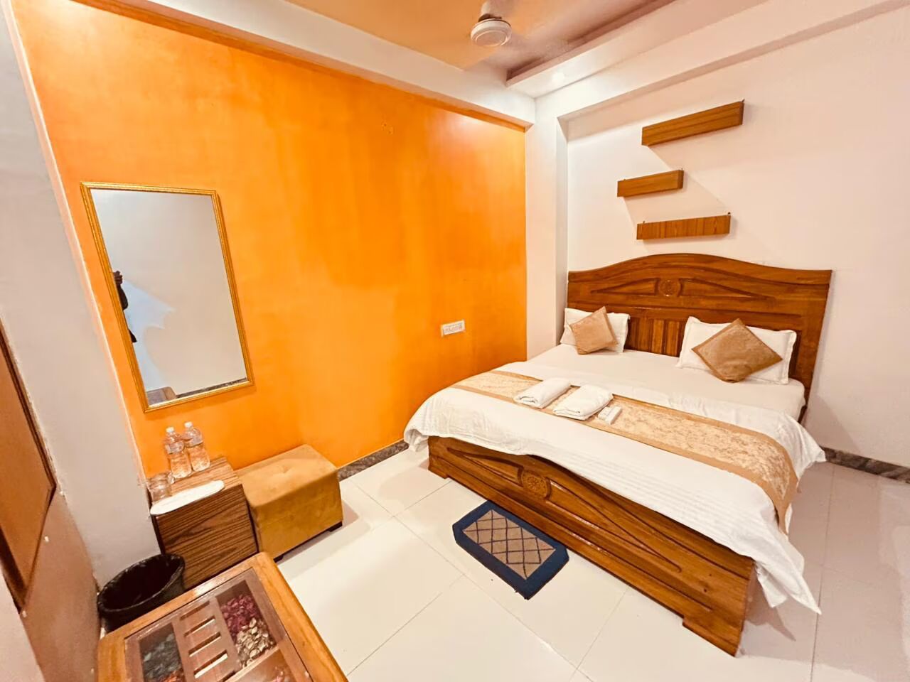 Awadh hotel Ayodhya Standard Room