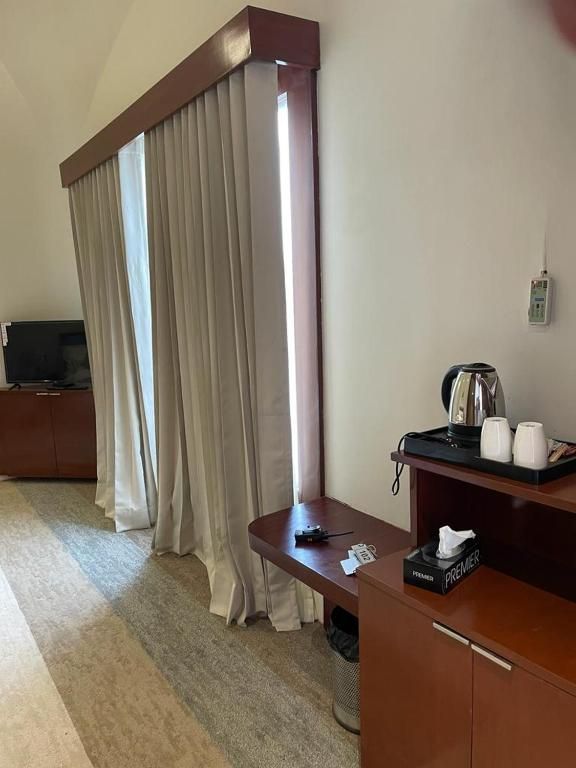 Ayodhya Haat luxury cottages King Cottage with River View 7