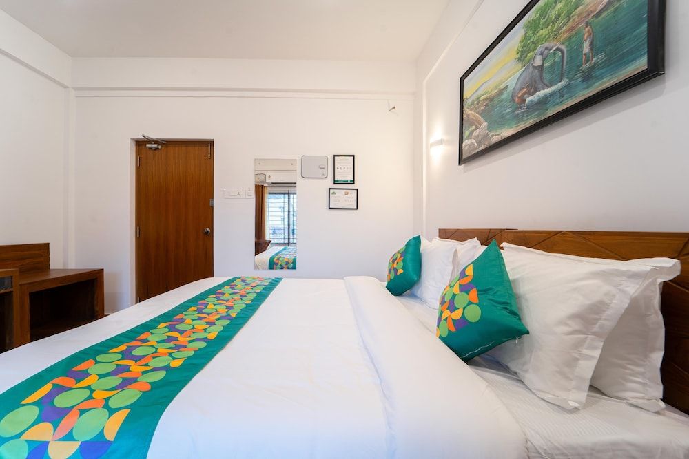 Treebo West Fort Divine Standard Double Room 10