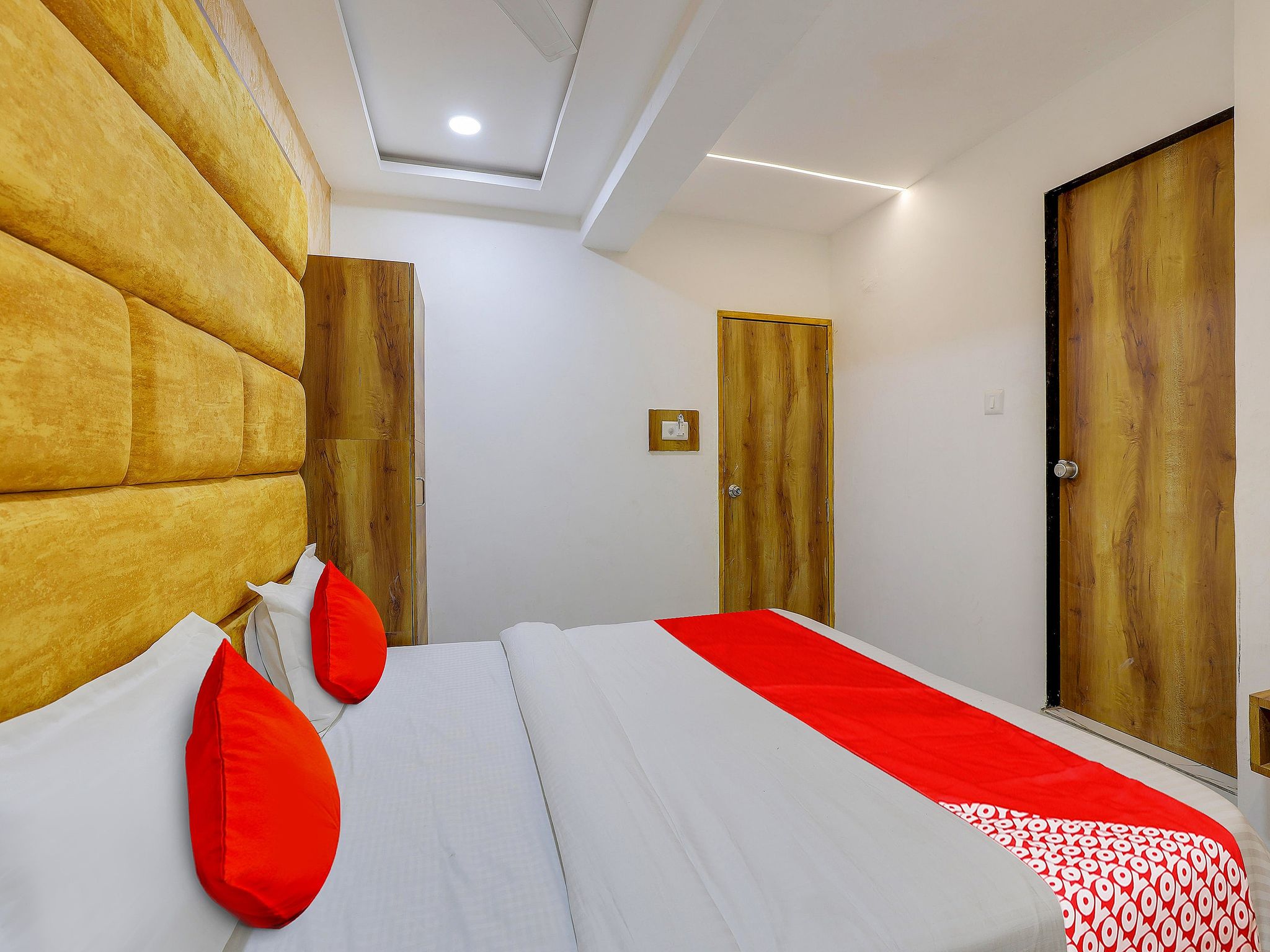 Super Collection O Maninagar Near Railway Station formerly A1 Residency Classic 6