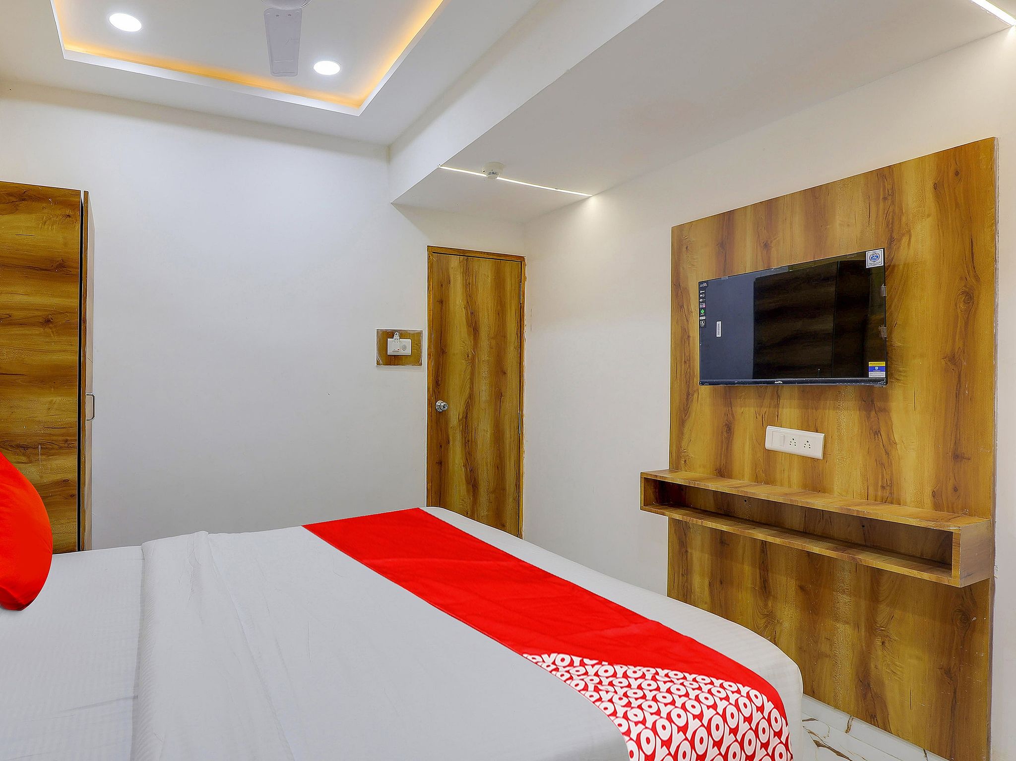Super Collection O Maninagar Near Railway Station formerly A1 Residency Classic 7