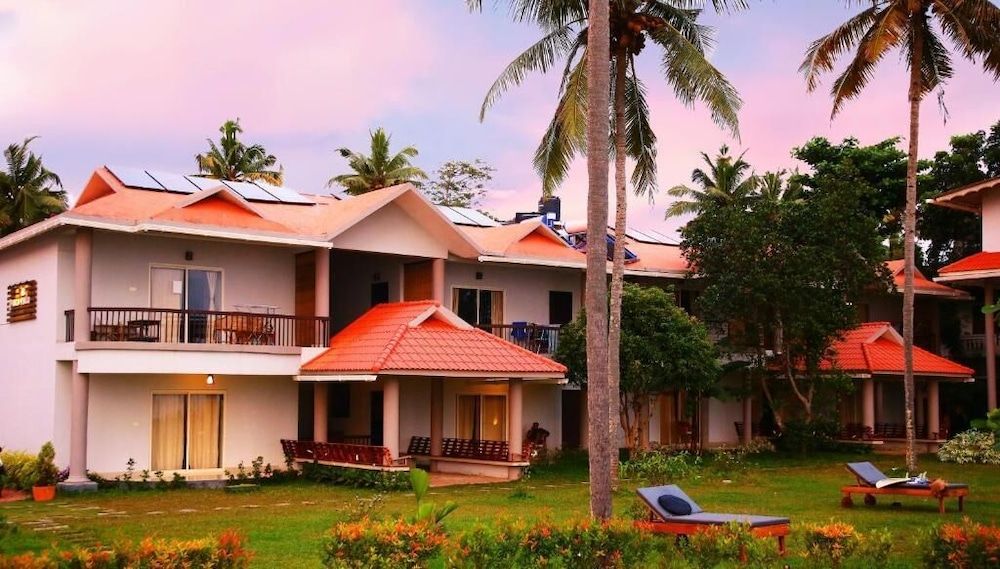 Pura Vida Varkala 