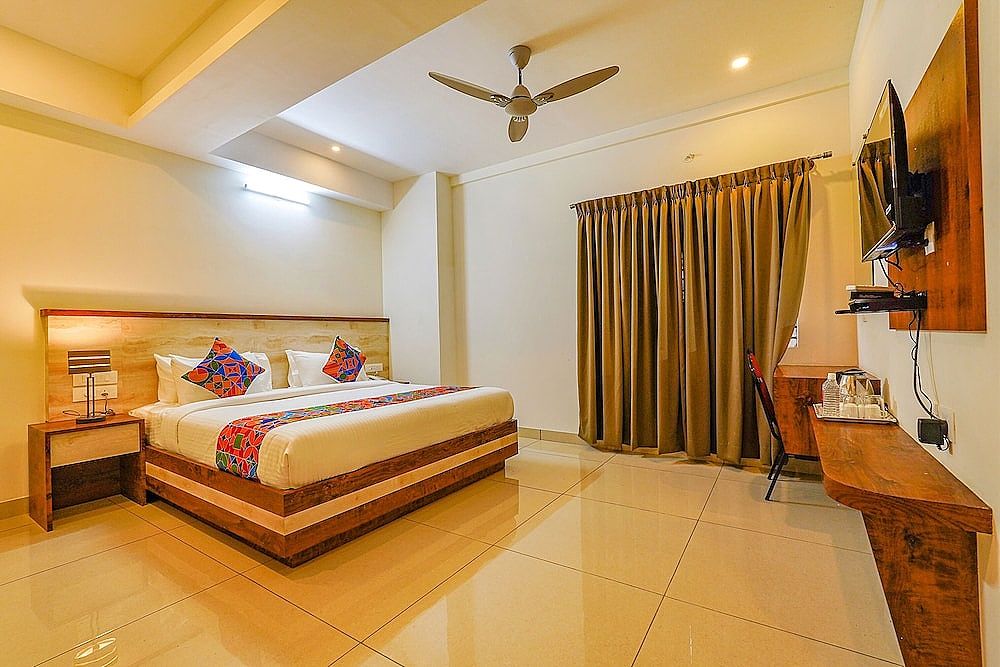 FabHotel Shakthi Suites Deluxe Room 2