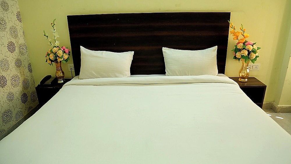 Hotel Livinn by F9 Deluxe Room 6