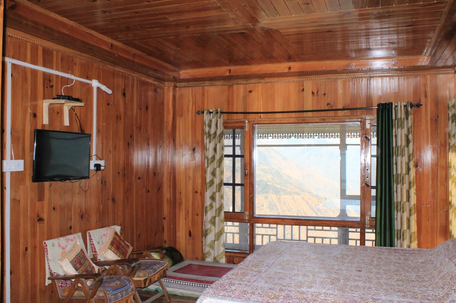 Premium Family Suite