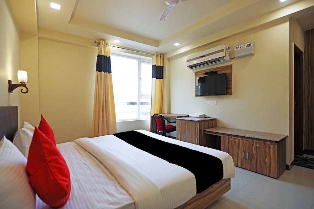 OYO 8526 SD Royal Inn Double or Twin Room 11