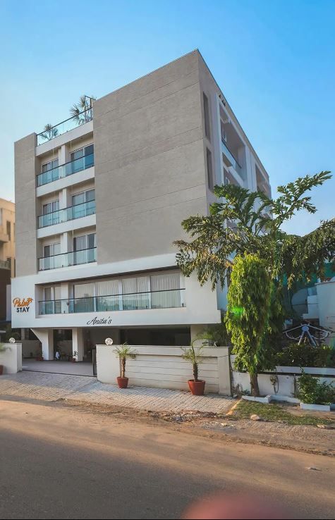 Palm Stay - Studios & Rooms