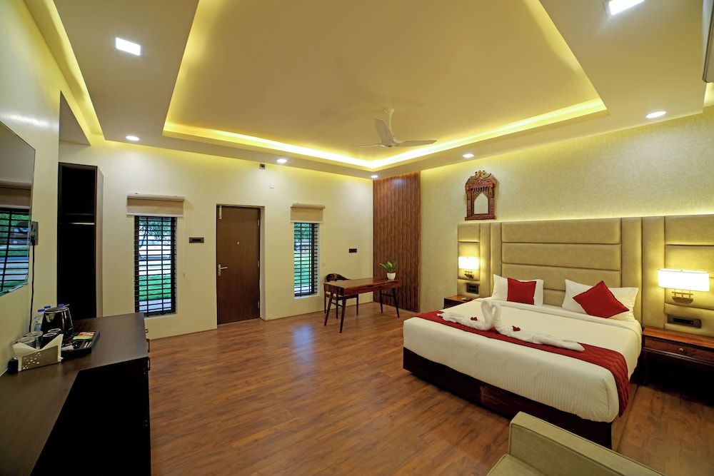 Lake Valley Resort and Spa, Tirupati Royal Suite 13