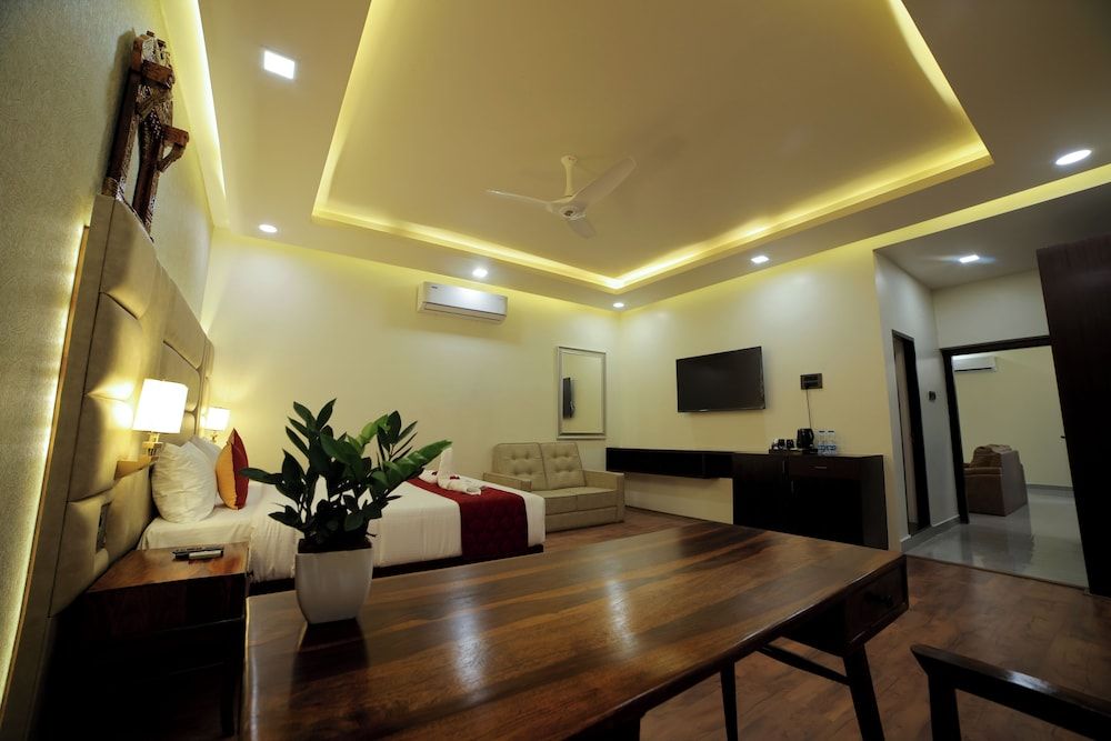 Lake Valley Resort and Spa, Tirupati Royal Suite 12