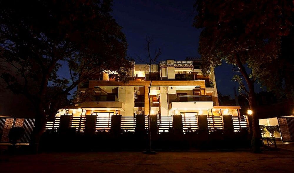 Alpina Hotels & Suites