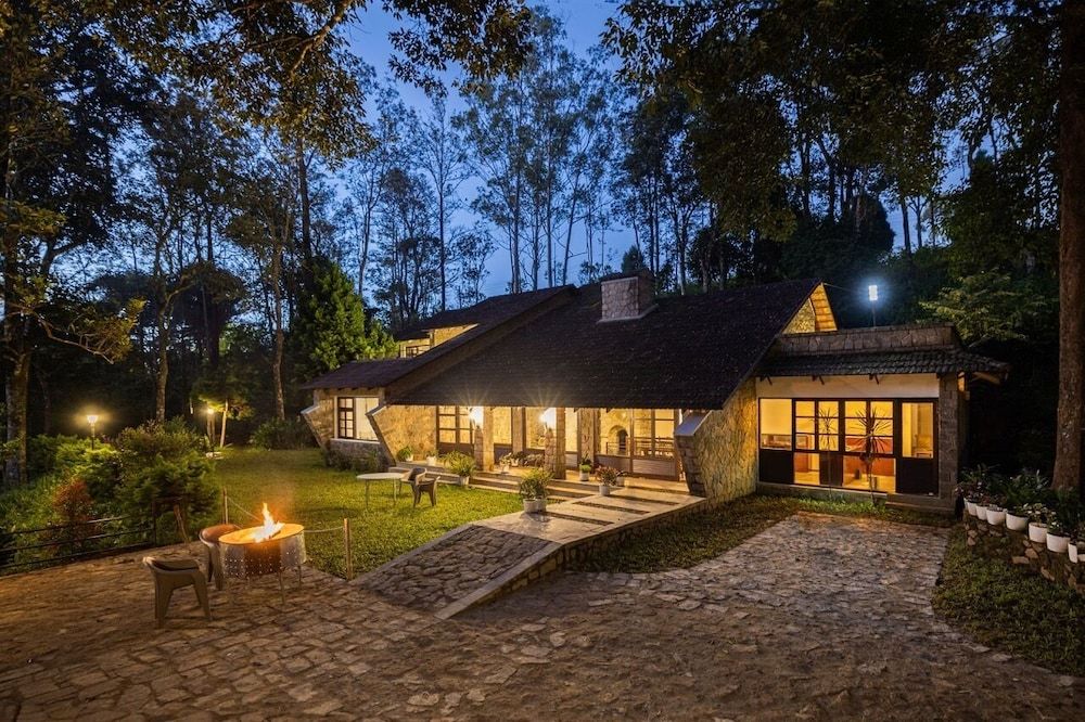 Avadale Munnar - Stag Groups Not Allowed