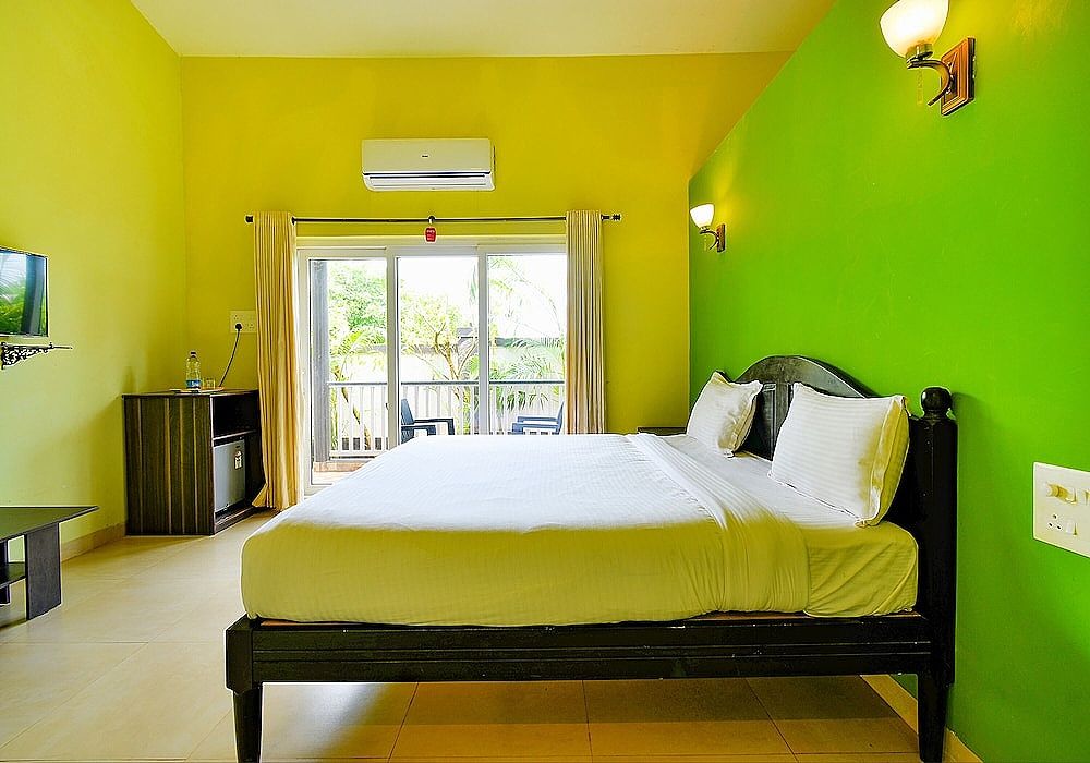 FabHotel Vagator Retreat Resort With Swimming Pool Deluxe Room 6