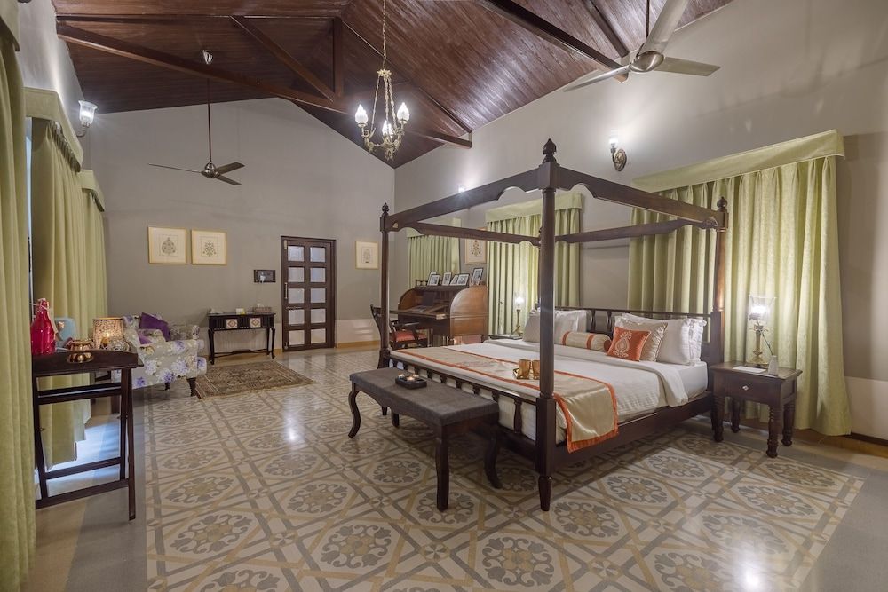 Darbar Suite