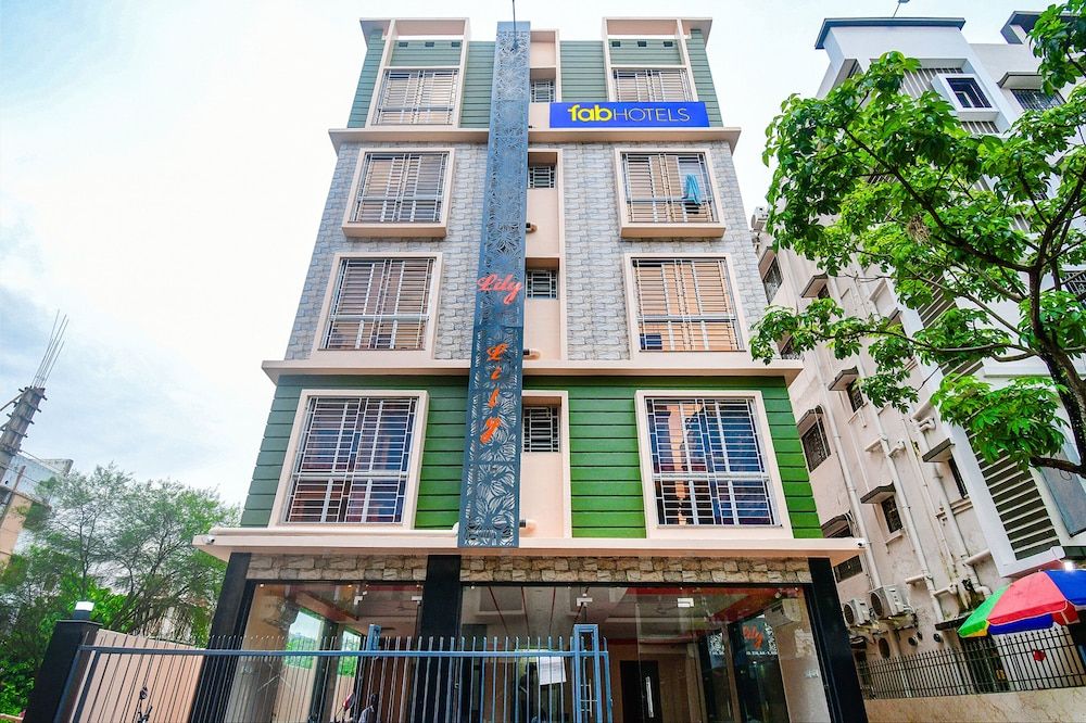 Fabhotel The Lily