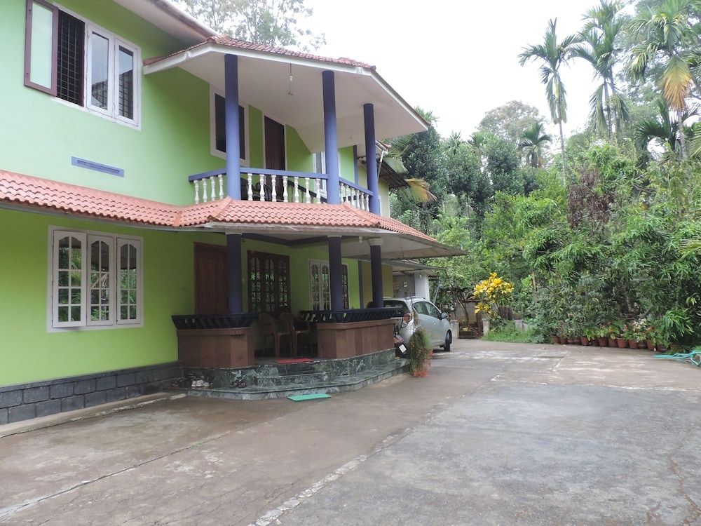 Enjoy The Real "wayanad Village Home Stay" Experience