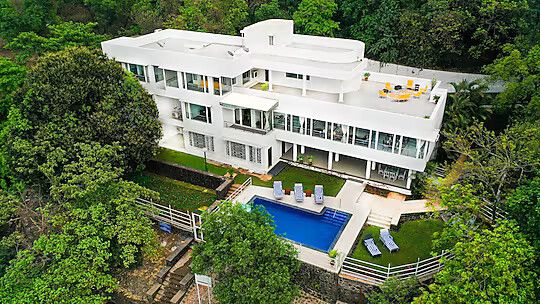 amã Stays & Trails White House, Lonavala