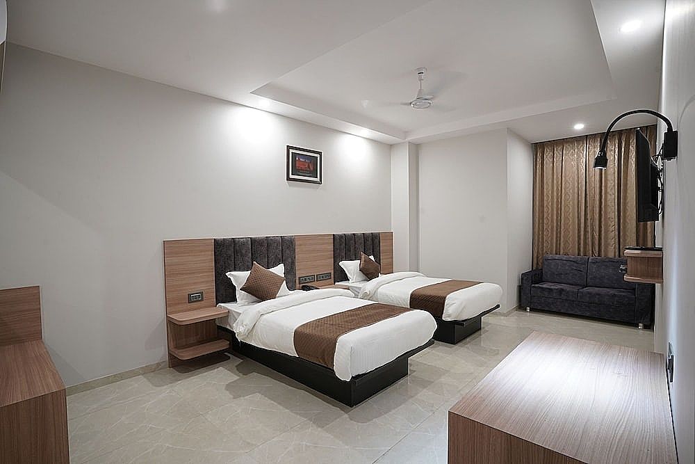 Hotel Krishna INN Deluxe Room 16