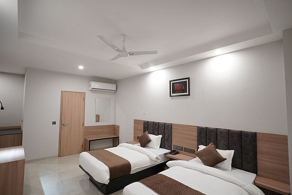 Hotel Krishna INN Deluxe Room 14
