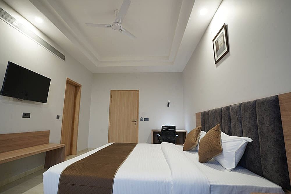 Hotel Krishna INN Deluxe Room 23
