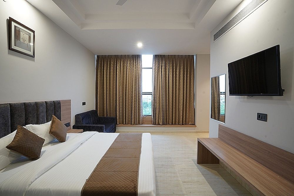 Hotel Krishna INN Deluxe Room 20