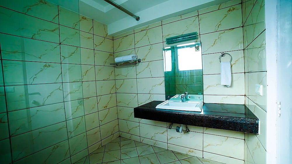 Vaayu Resorts And Spa Manali Deluxe Room 13