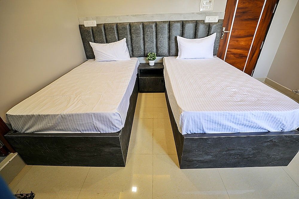 Hotel Ceasta, Next US Consulate Hyderabad, Gachibowli Double or Twin Room
