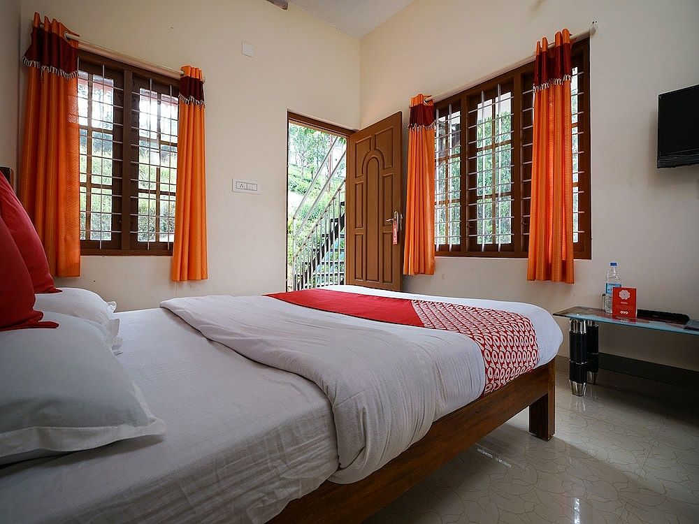 OYO 13548 Leaf Garden Cottage Standard Room 16