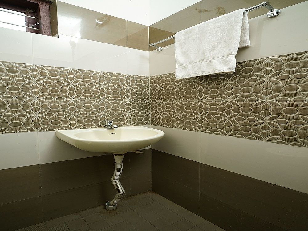 OYO 13548 Leaf Garden Cottage Standard Room 15