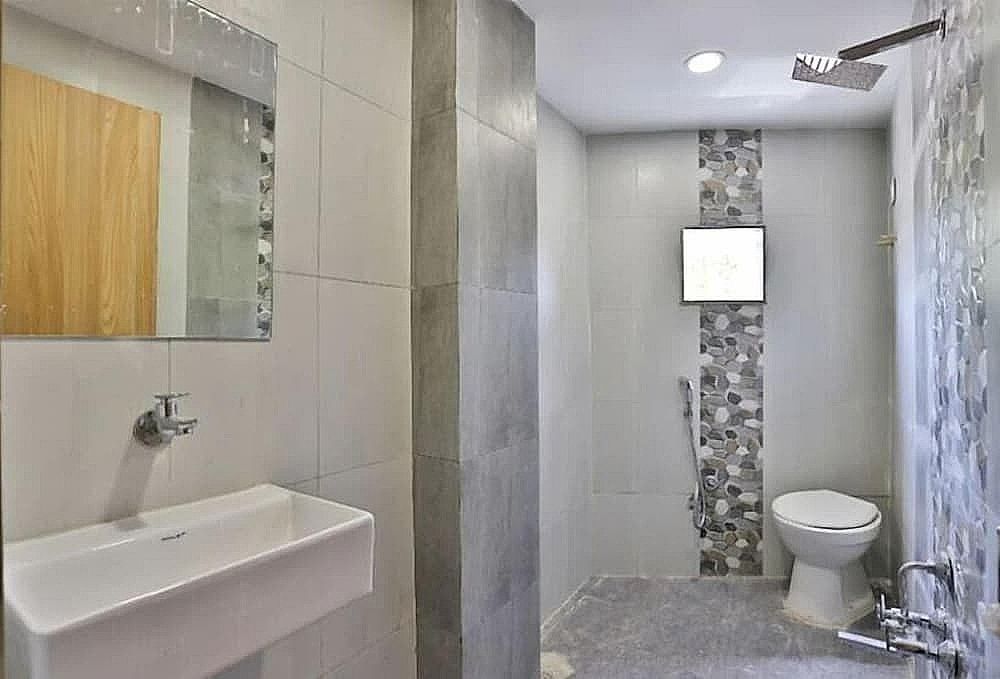 Hotel sunsarovar Deluxe Room 2