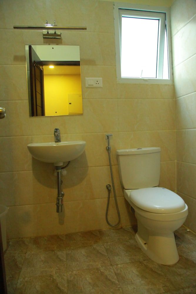 5 Falls Resort Deluxe Room 2