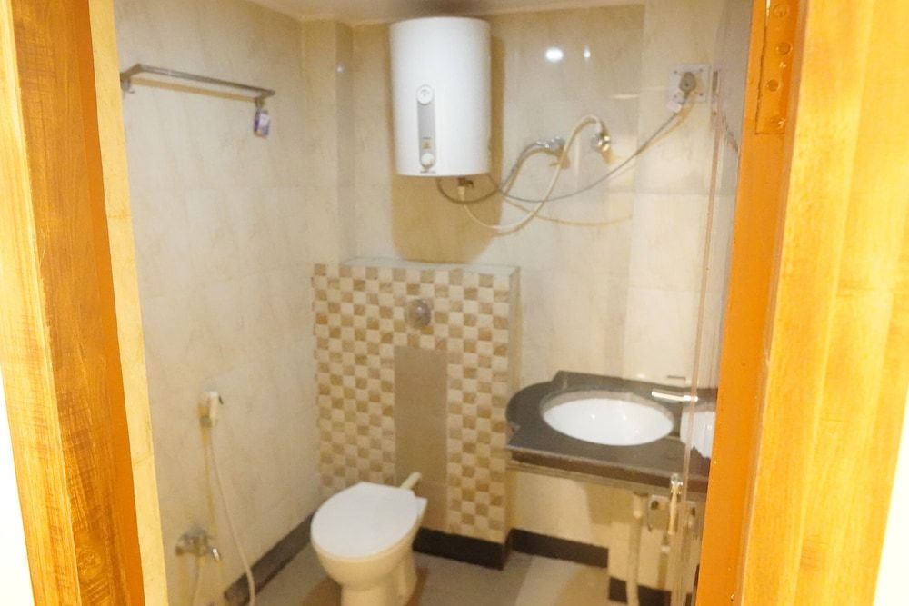 Hotel Vineet Executive Room 5