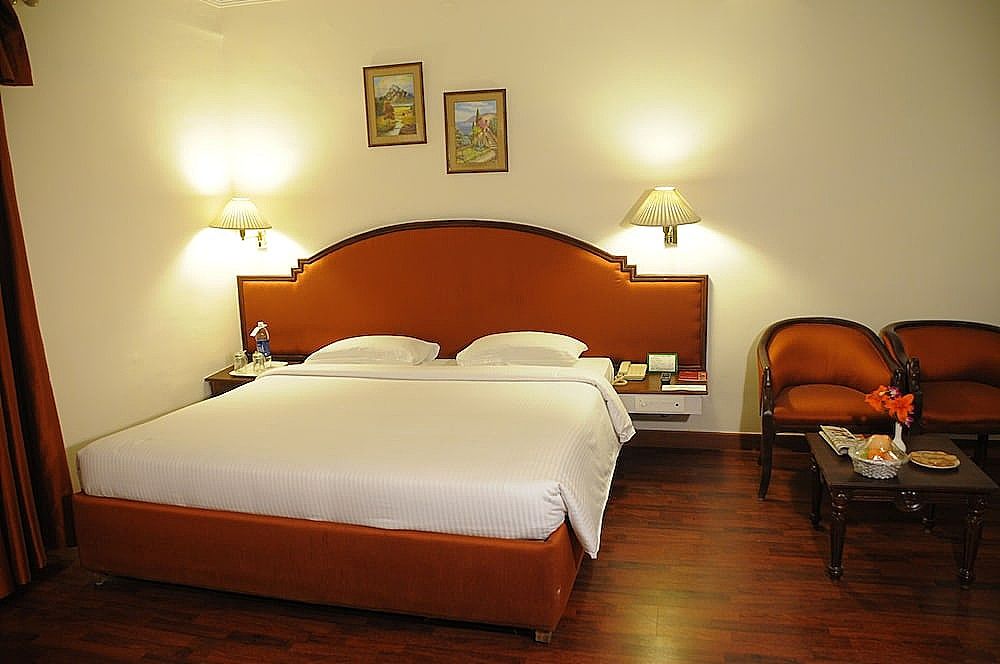 Nalapad's Hotel Bangalore International Deluxe Room 3