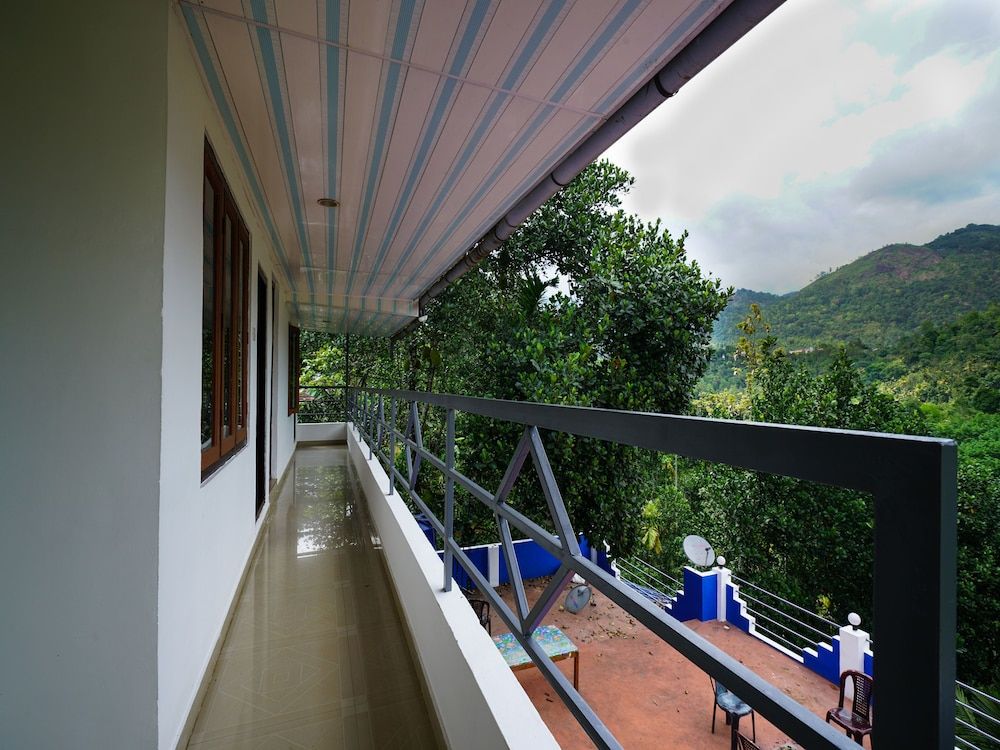 OYO 13685 Indeevaram Resort Double or Twin Room 15