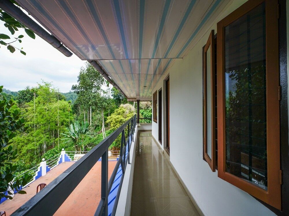 OYO 13685 Indeevaram Resort Double or Twin Room 8