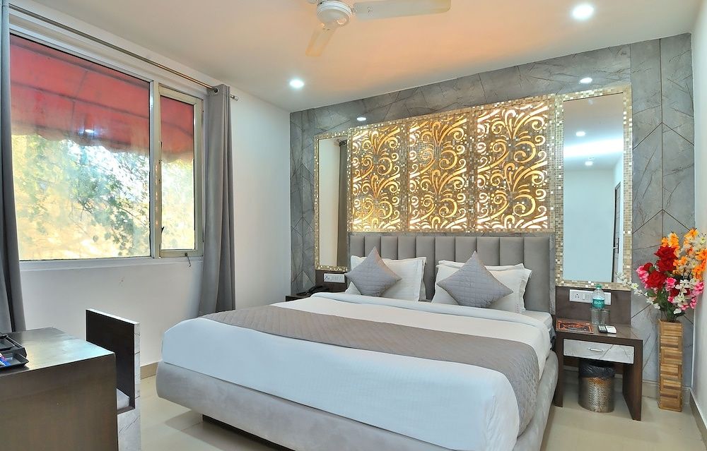 Hotel Bella Vista New Delhi-walk from New delhi railway station Deluxe Double Room 5