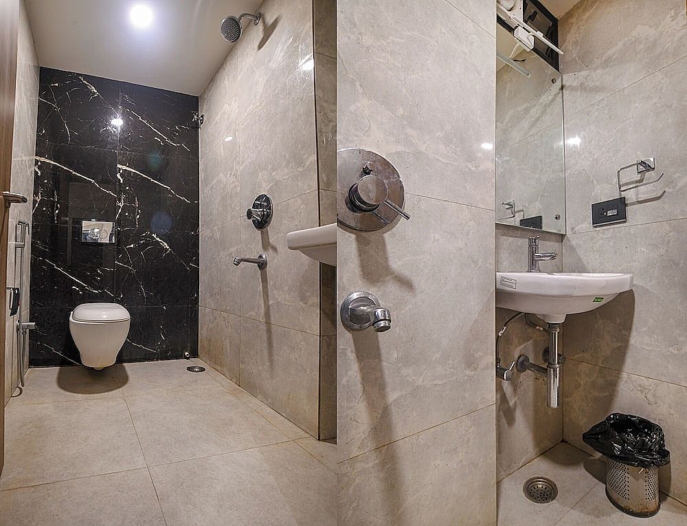 Hotel Holiday Classic Room 6